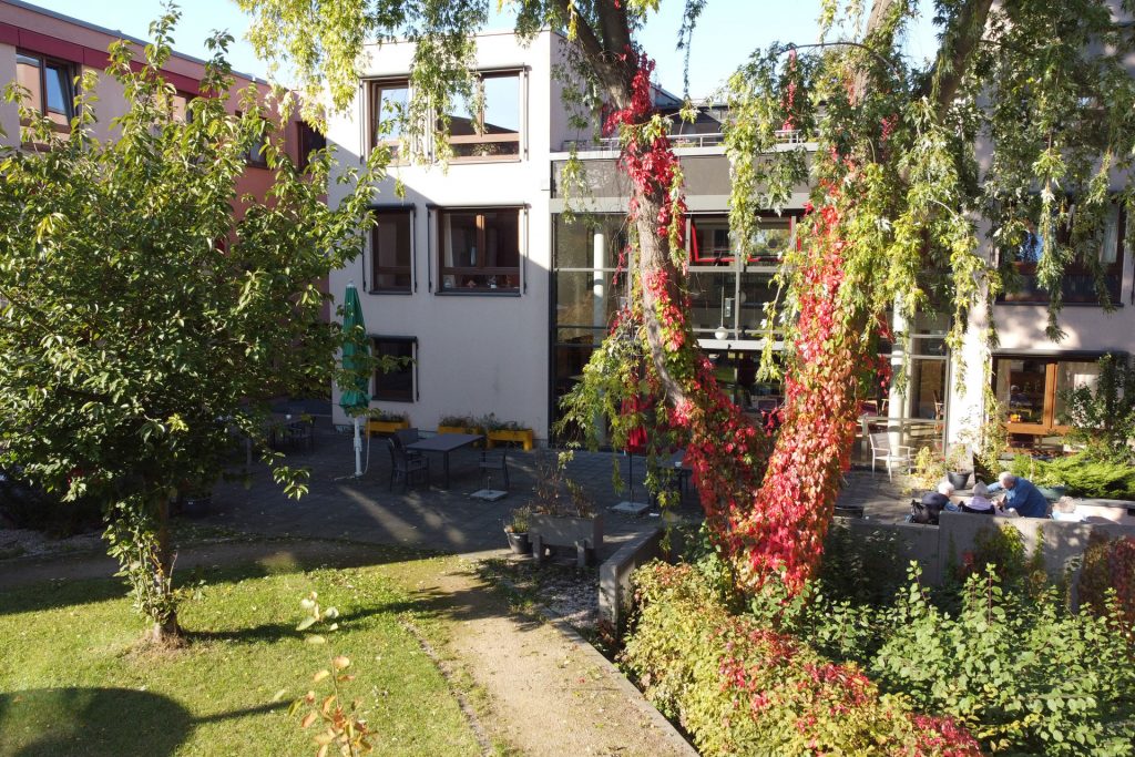 Casa Mia Care · Moderne Seniorenzentren für eine moderne Pflege · Standort Duisburg / Großenbaum